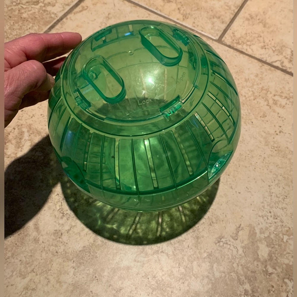 Kaytee 7" Run-About Exercise Ball - Picture 4 of 6